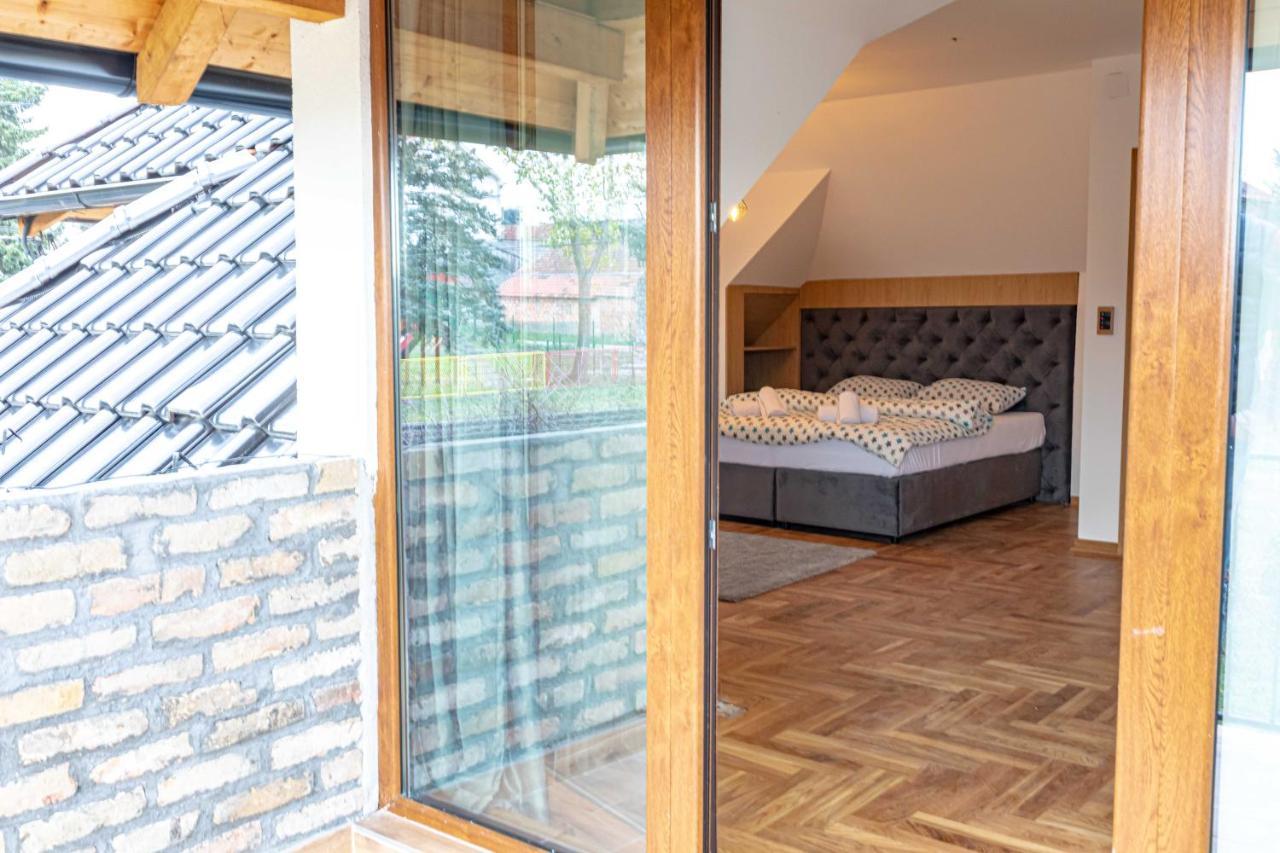 City Escape Luxury Villa Zuce Buitenkant foto