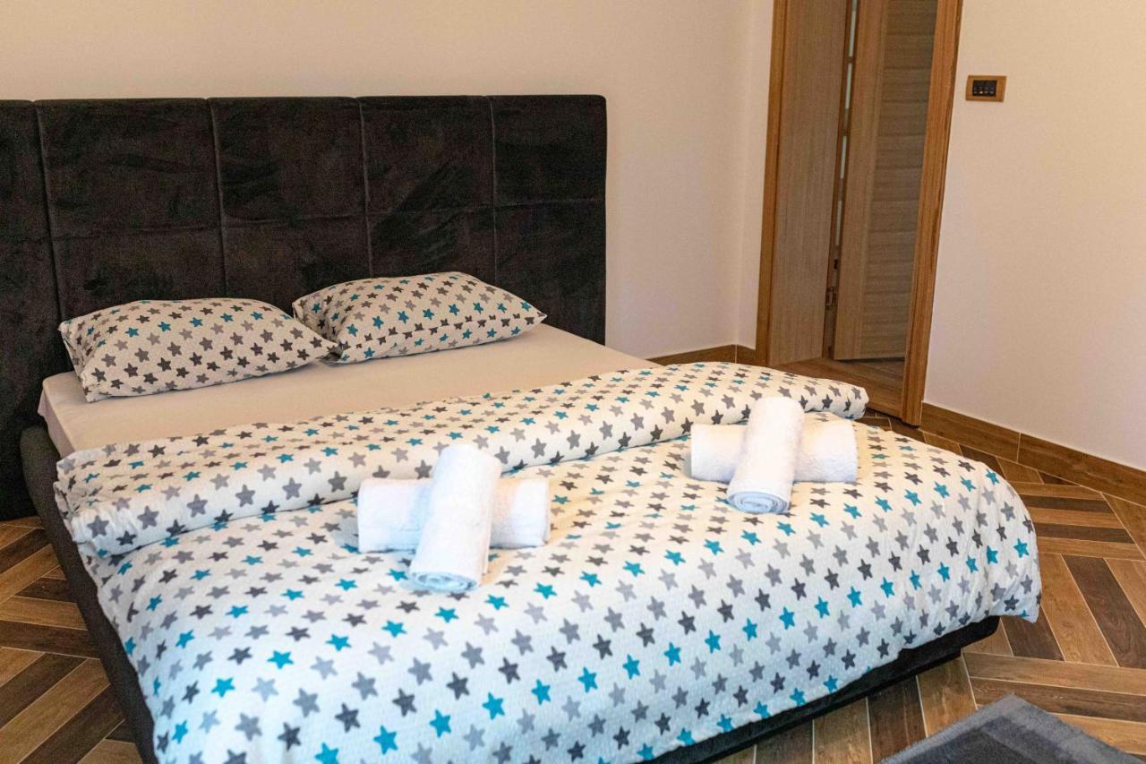 City Escape Luxury Villa Zuce Buitenkant foto